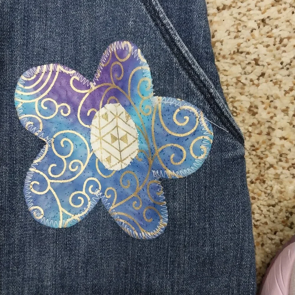 3627 Size S/M Upcycled Universal Thread Jean Jumper. - Picture 3 of 10